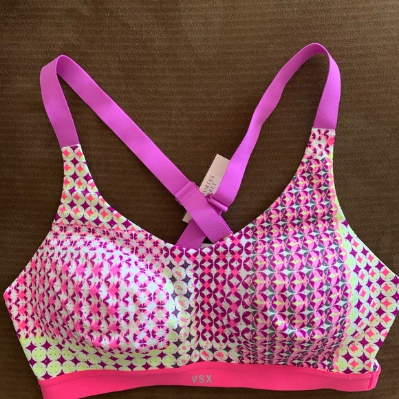 Victoria's Secret Other - NWT Victoria Secret sports bra